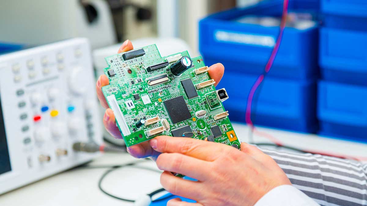 How to design multi-rail power supply using PMIC